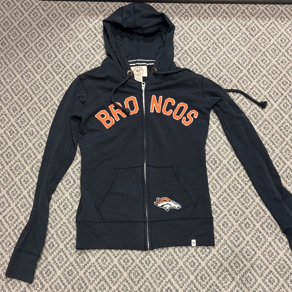 47 Brand Navy Broncos Hoodie Size S
